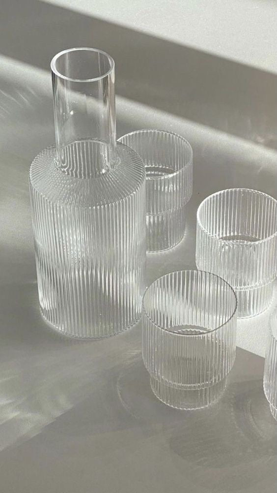 Ripple Carafe