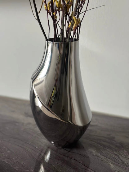 Aura Vase